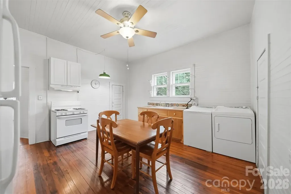 25 Central Avenue Granite Falls NC 28630