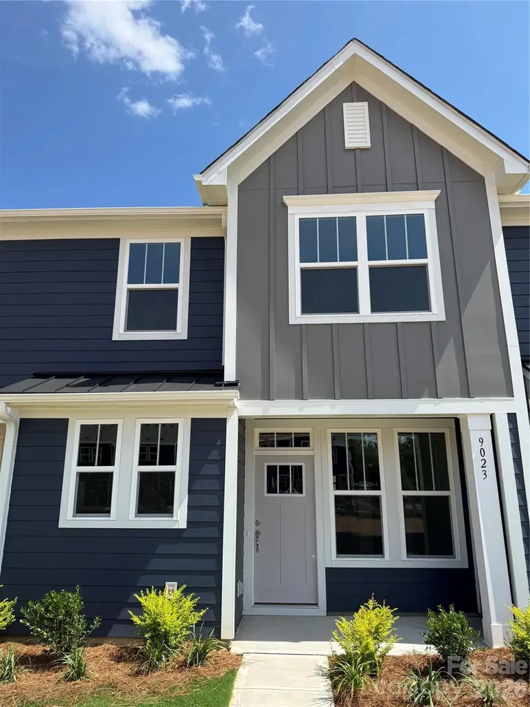 9023 Gulledge Court Charlotte NC 28262