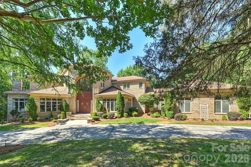 3301 Providence Plantation Lane Charlotte NC 28270