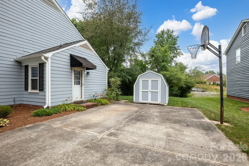 8614 Ducksbill Drive Charlotte NC 28277