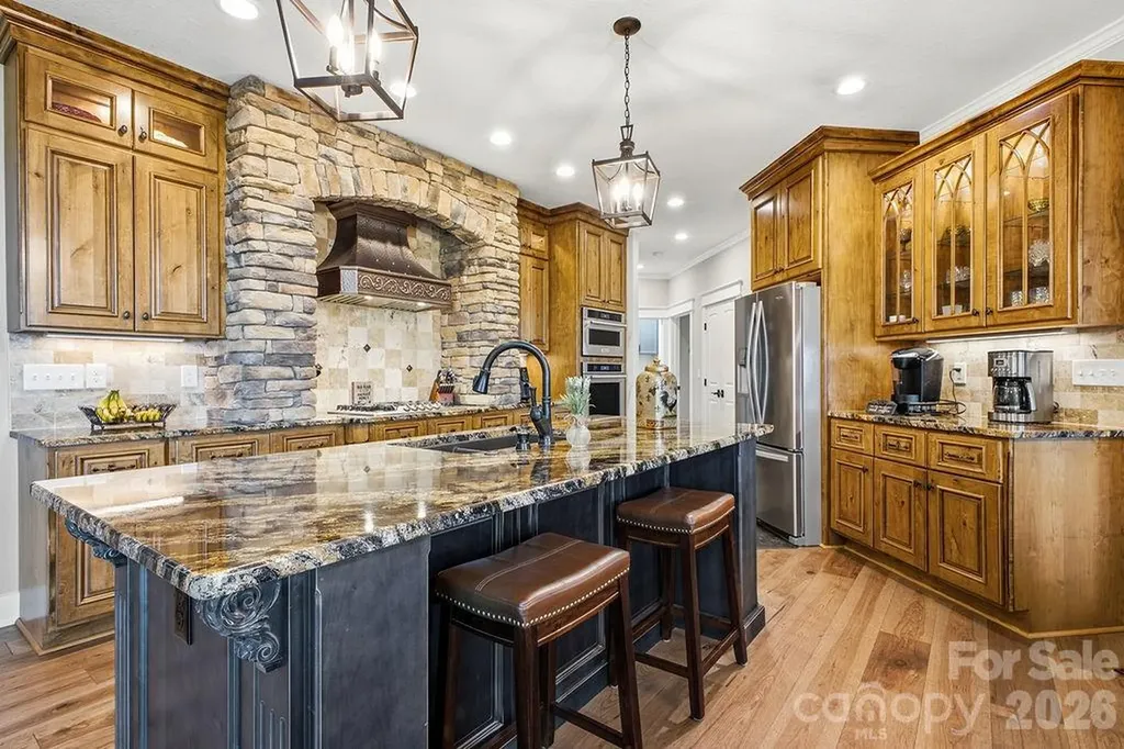 48 S Mountain Morning Lane Hendersonville NC 28739