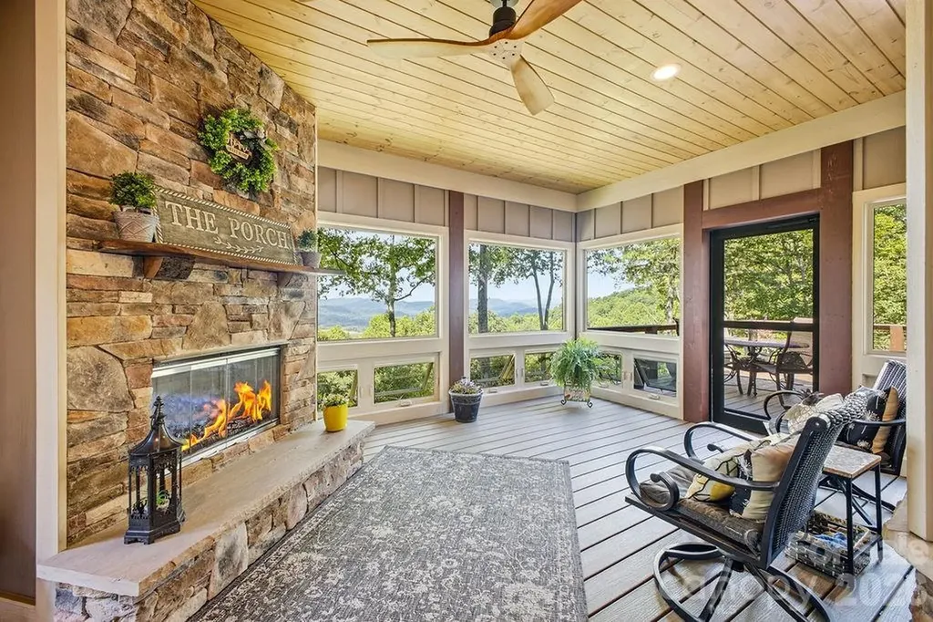 48 S Mountain Morning Lane Hendersonville NC 28739