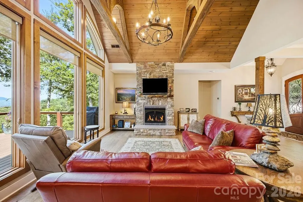 48 S Mountain Morning Lane Hendersonville NC 28739