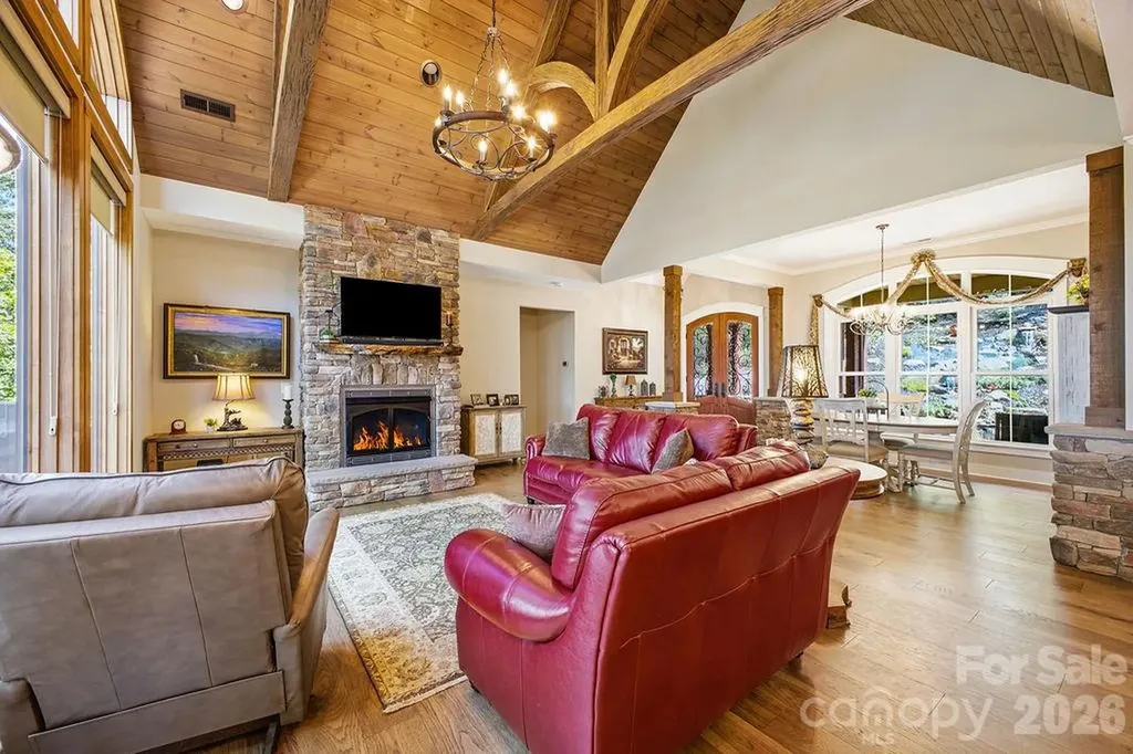 48 S Mountain Morning Lane Hendersonville NC 28739