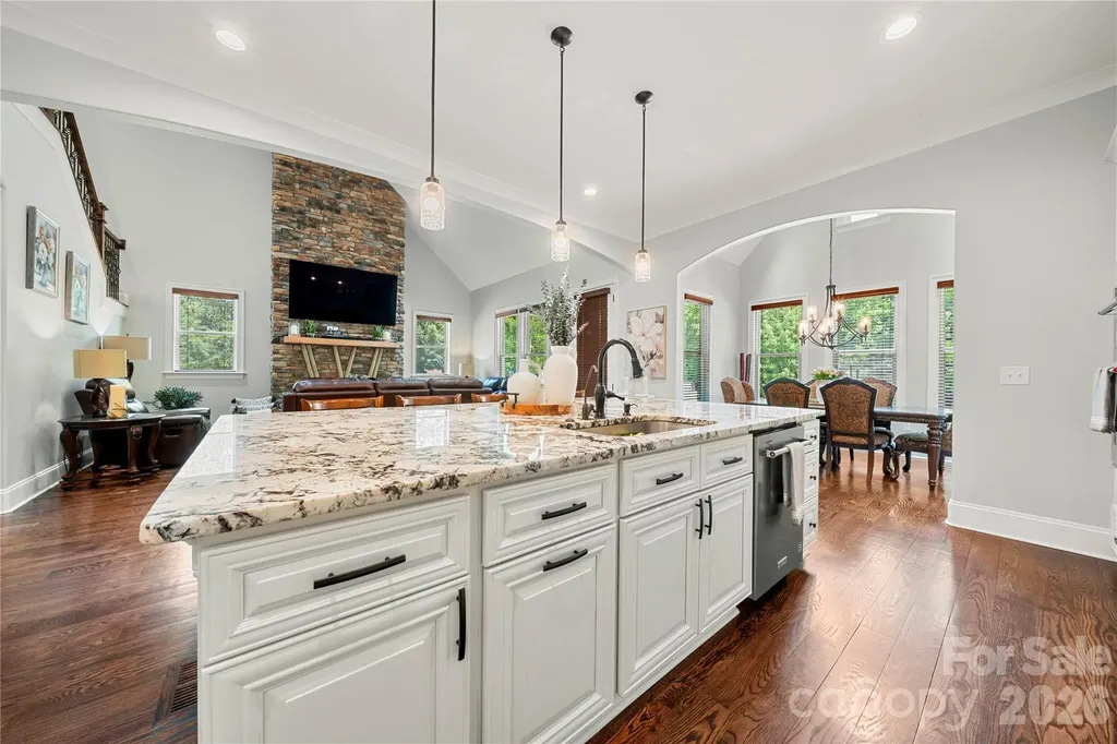 4306 Rolling Acres Road Charlotte NC 28213