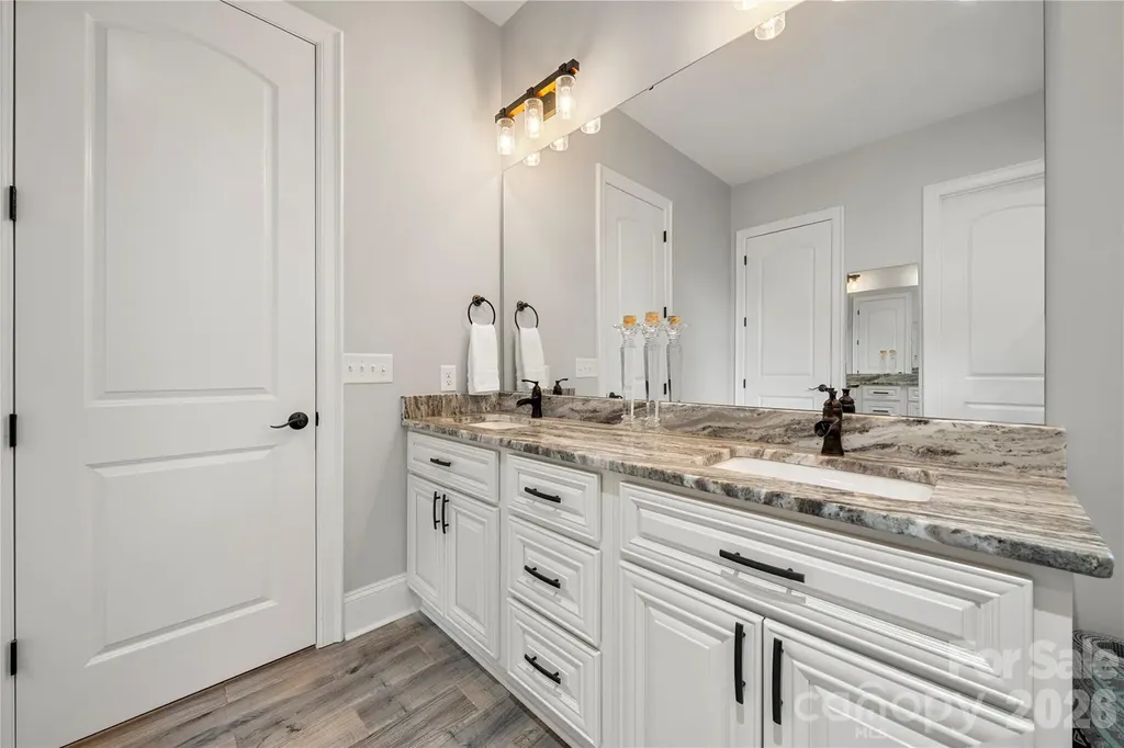 4306 Rolling Acres Road Charlotte NC 28213