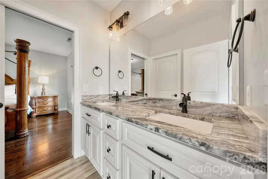 4306 Rolling Acres Road Charlotte NC 28213