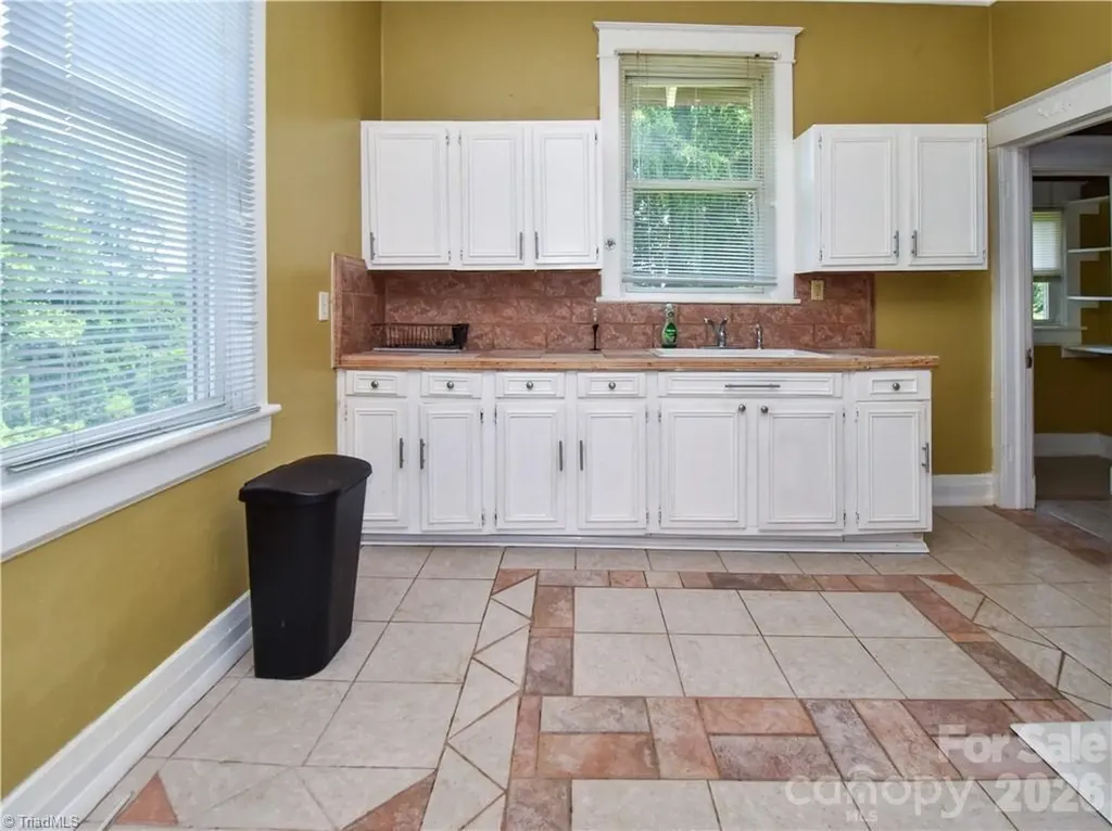 517 N Cameron Avenue Winston Salem NC 27101