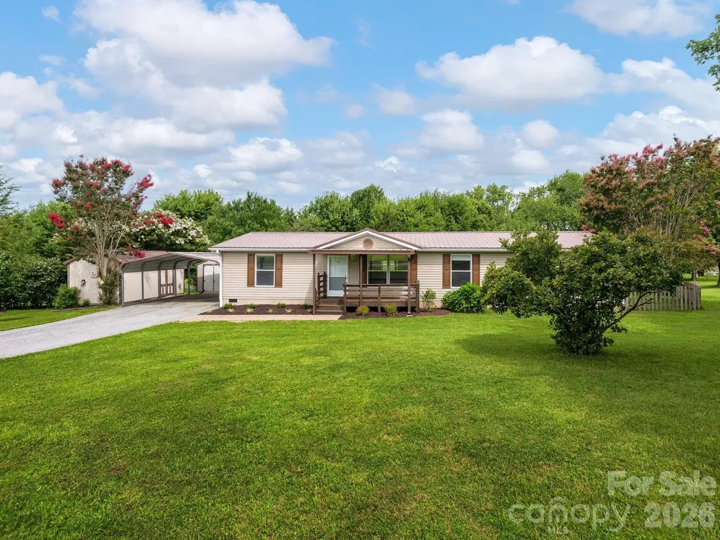 260 Divide Loop Flat Rock NC 28731