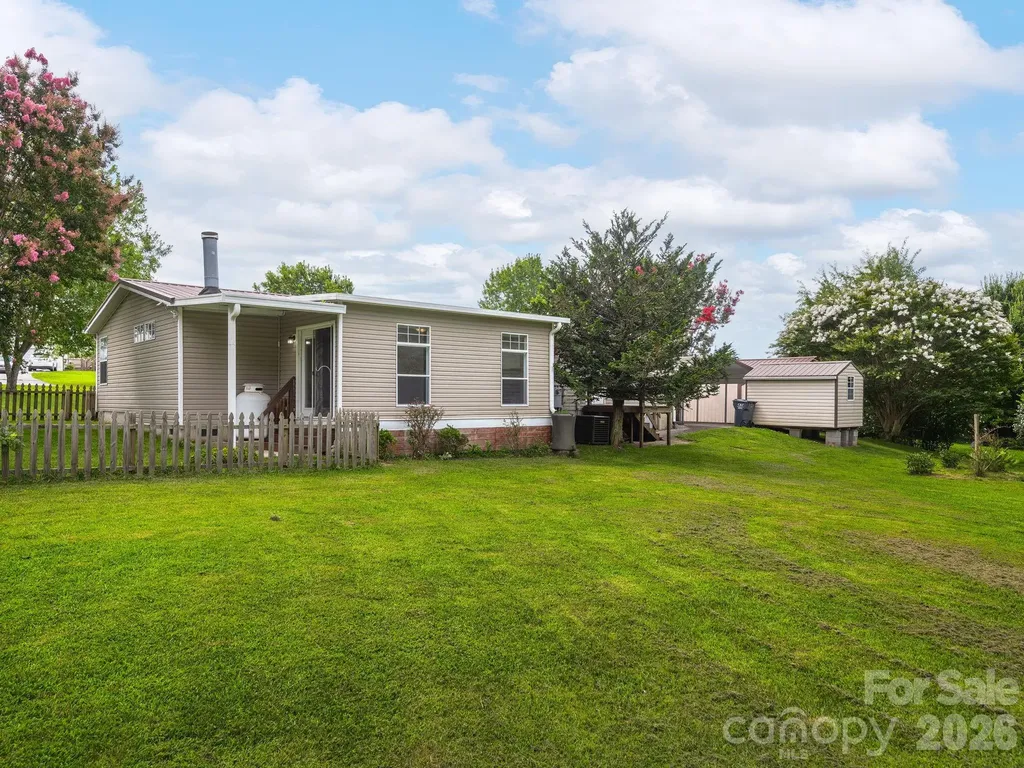 260 Divide Loop Flat Rock NC 28731