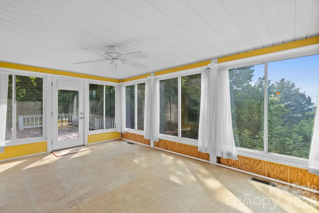 133 Spivey Mountain Road Asheville NC 28806