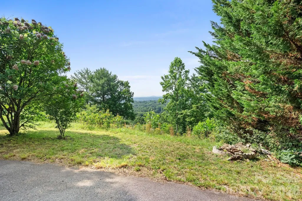 133 Spivey Mountain Road Asheville NC 28806