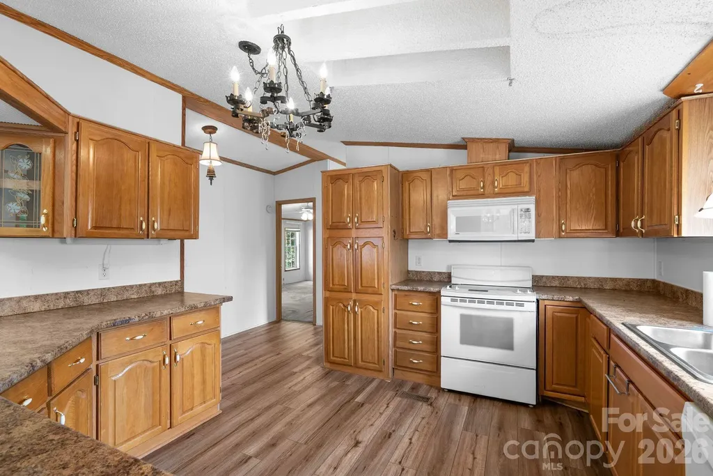 133 Spivey Mountain Road Asheville NC 28806
