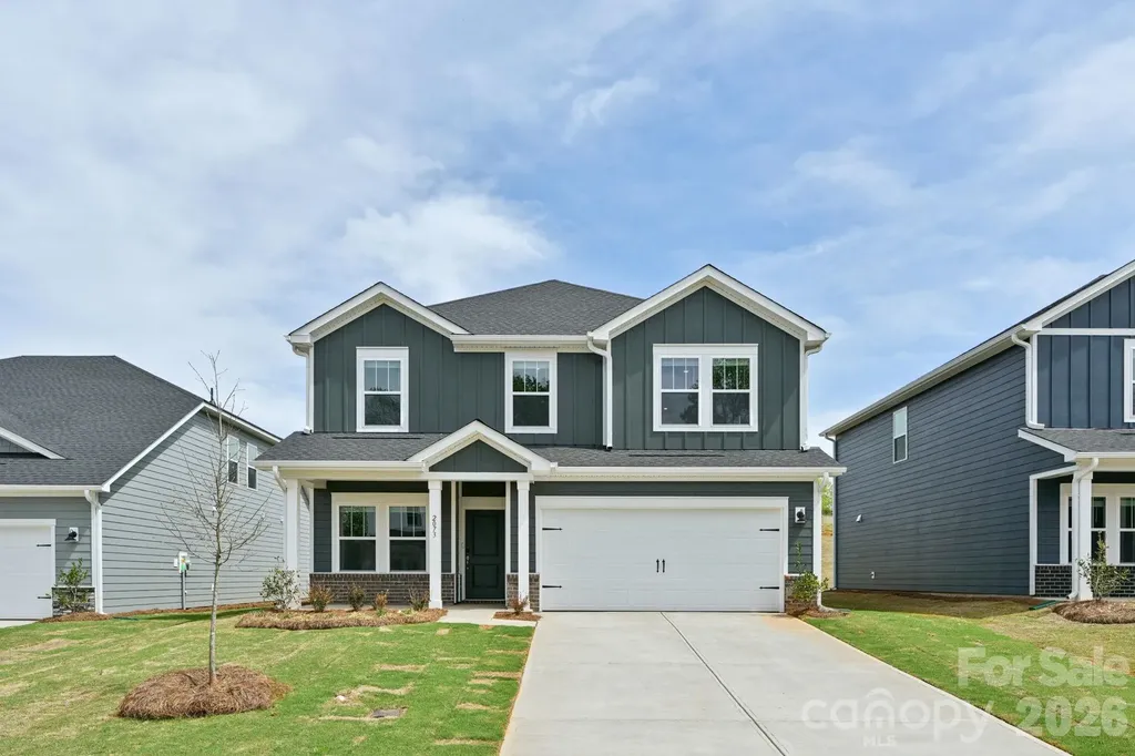 2052 Sunflower Circle Newton NC 28658