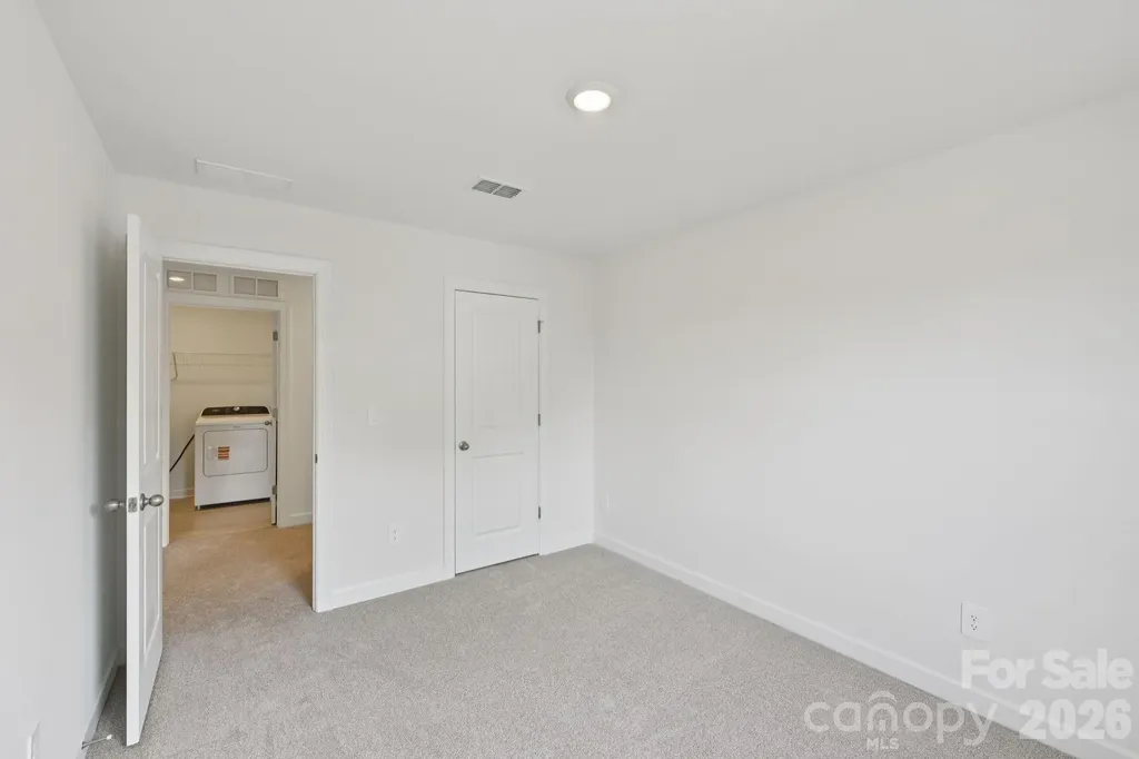 2052 Sunflower Circle Newton NC 28658