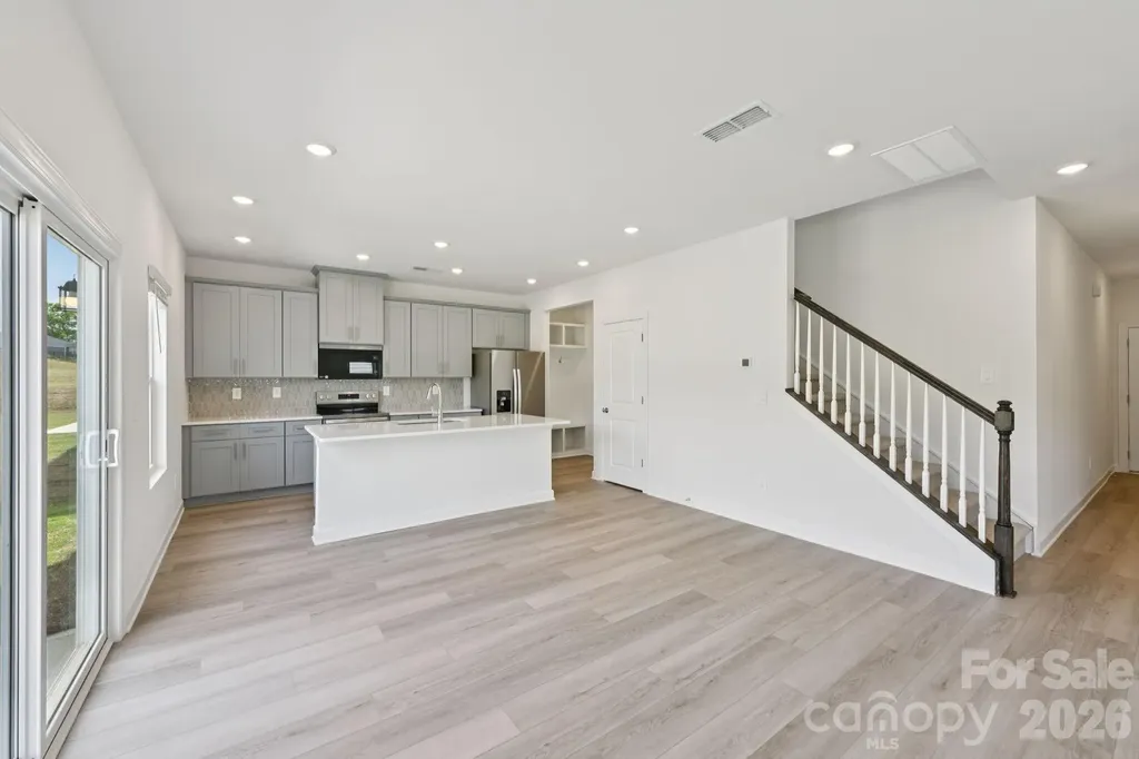 2052 Sunflower Circle Newton NC 28658