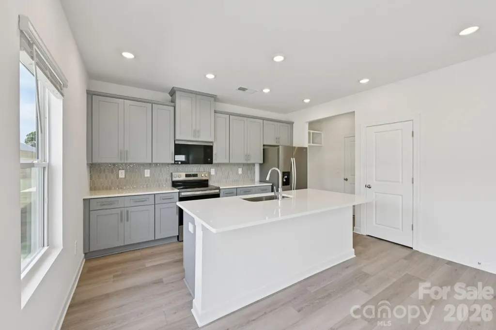 2052 Sunflower Circle Newton NC 28658