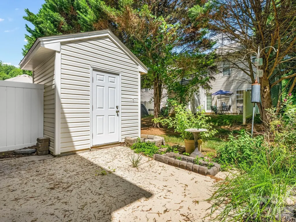 12327 Jessica Place Charlotte NC 28269