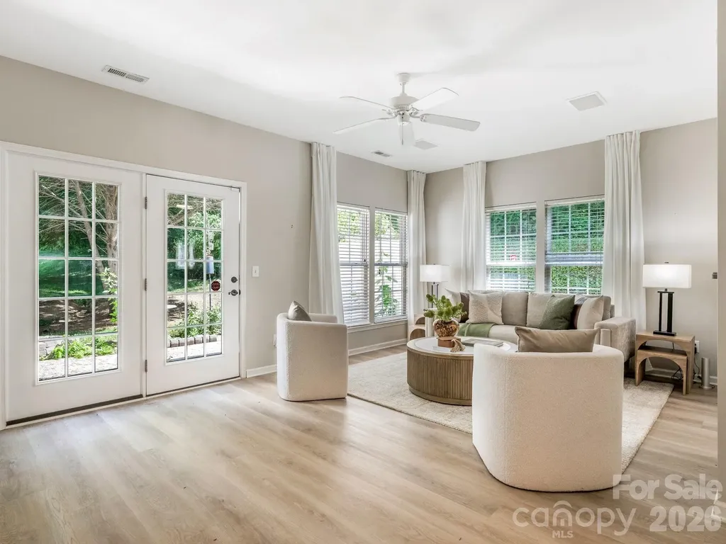 12327 Jessica Place Charlotte NC 28269