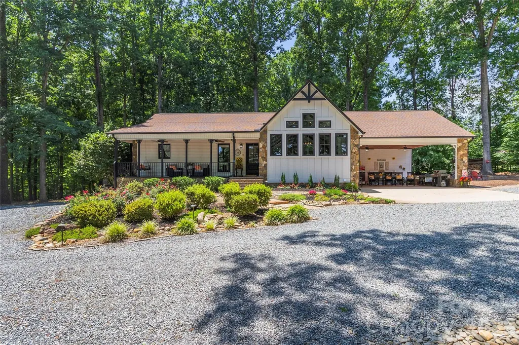 384 Rankin Hill Road Troutman NC 28166