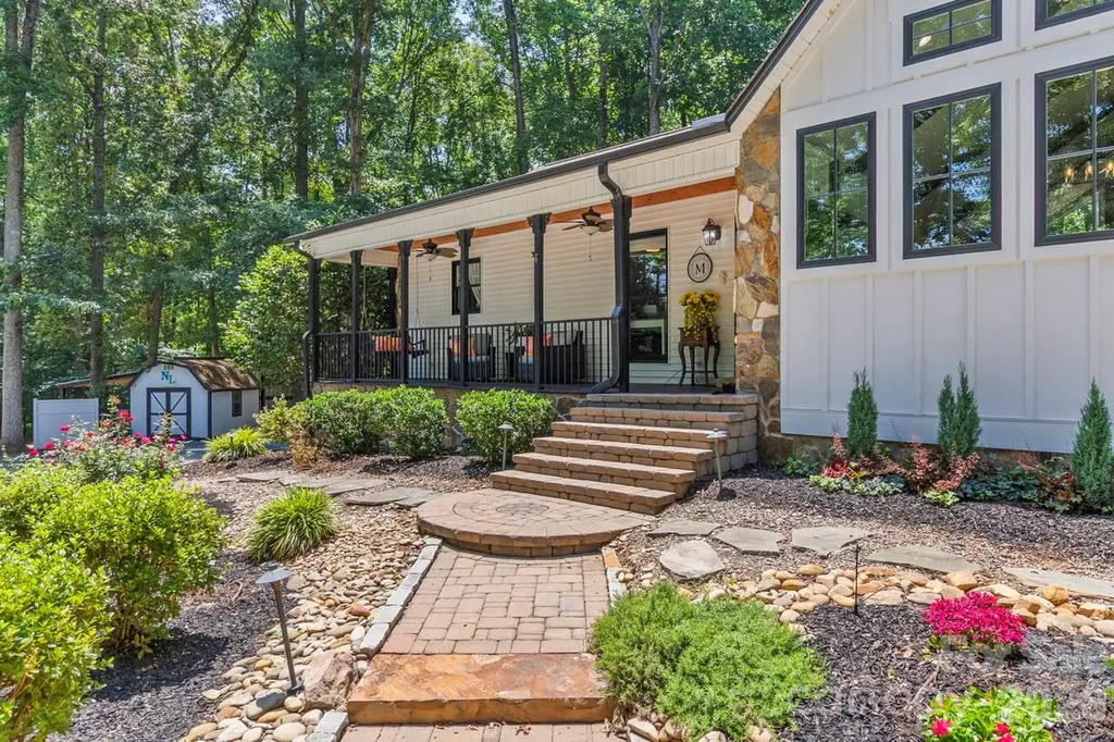 384 Rankin Hill Road Troutman NC 28166