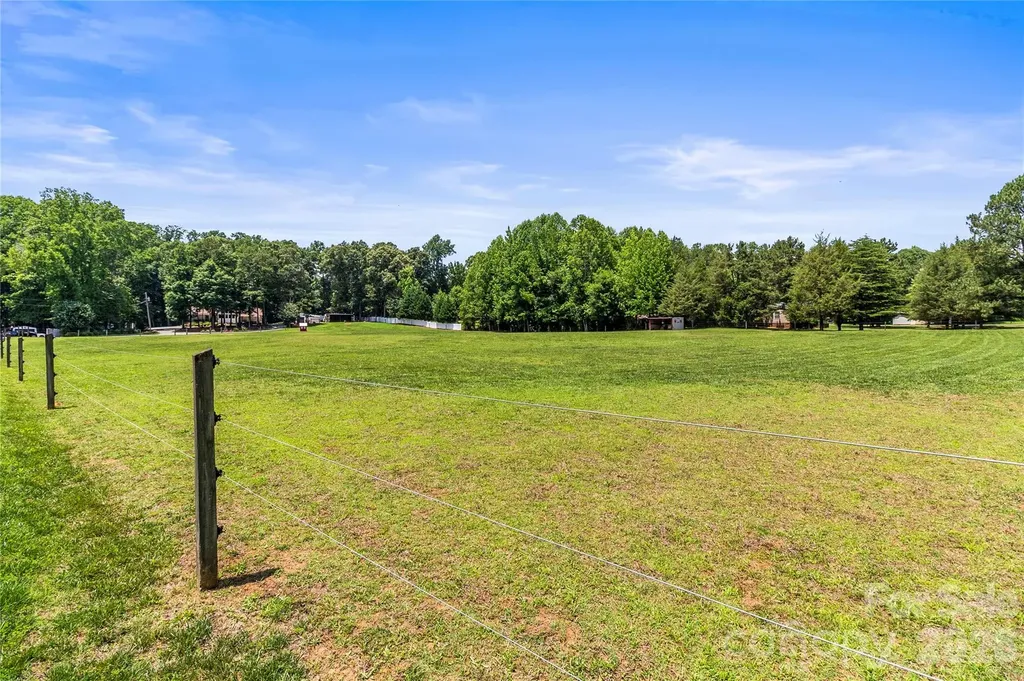 384 Rankin Hill Road Troutman NC 28166