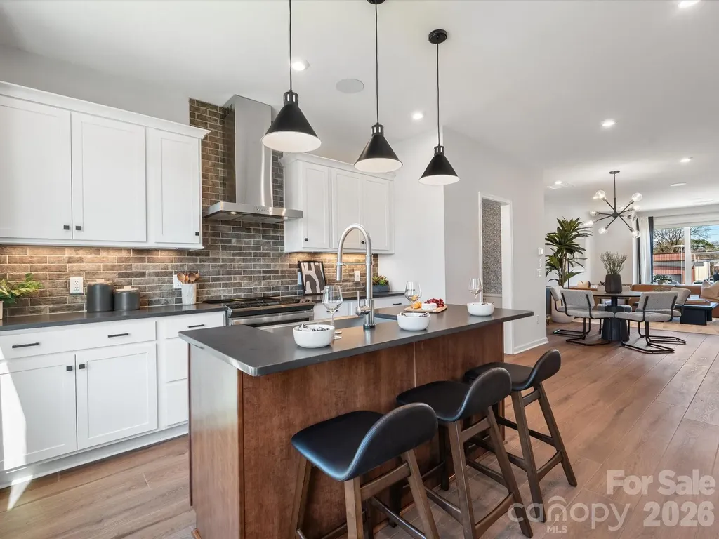 5513 Swaling Street Charlotte NC 28217