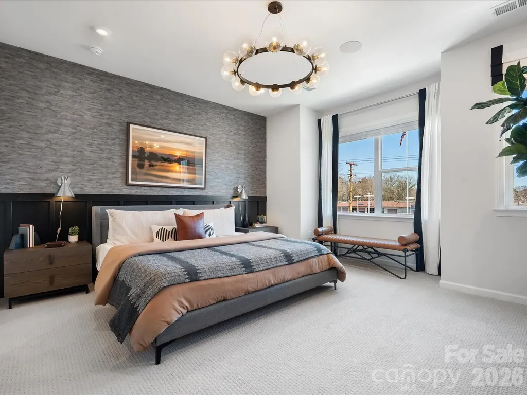 5513 Swaling Street Charlotte NC 28217