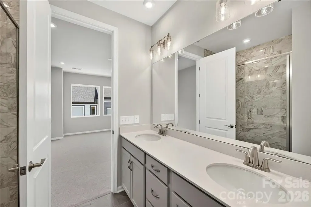 5513 Swaling Street Charlotte NC 28217