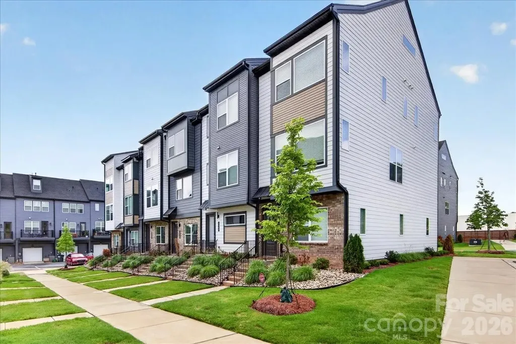 5513 Swaling Street Charlotte NC 28217
