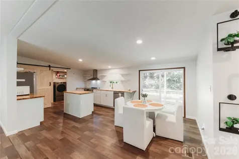 17 Hickory Acres Road Hendersonville NC 28792