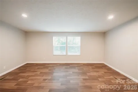 17 Hickory Acres Road Hendersonville NC 28792
