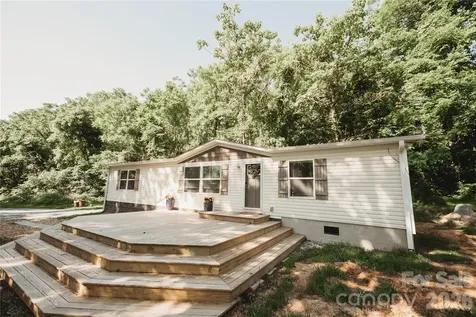17 Hickory Acres Road Hendersonville NC 28792