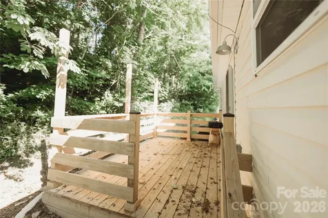 17 Hickory Acres Road Hendersonville NC 28792