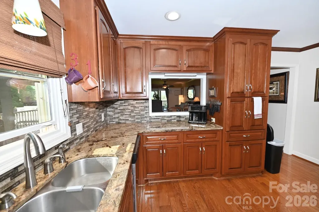 3021 Cedar Crest Drive Lenoir NC 28645