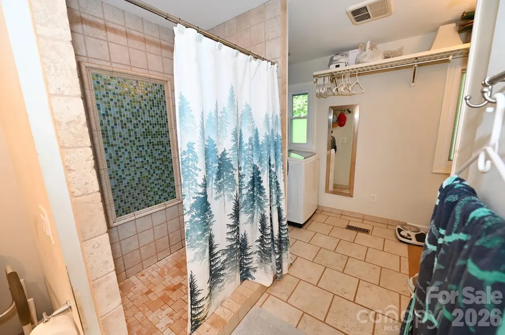 3021 Cedar Crest Drive Lenoir NC 28645