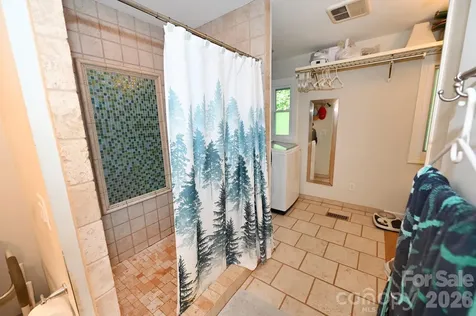 3021 Cedar Crest Drive Lenoir NC 28645