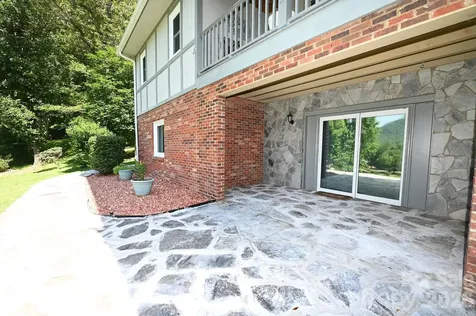 3021 Cedar Crest Drive Lenoir NC 28645