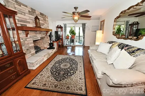 3021 Cedar Crest Drive Lenoir NC 28645