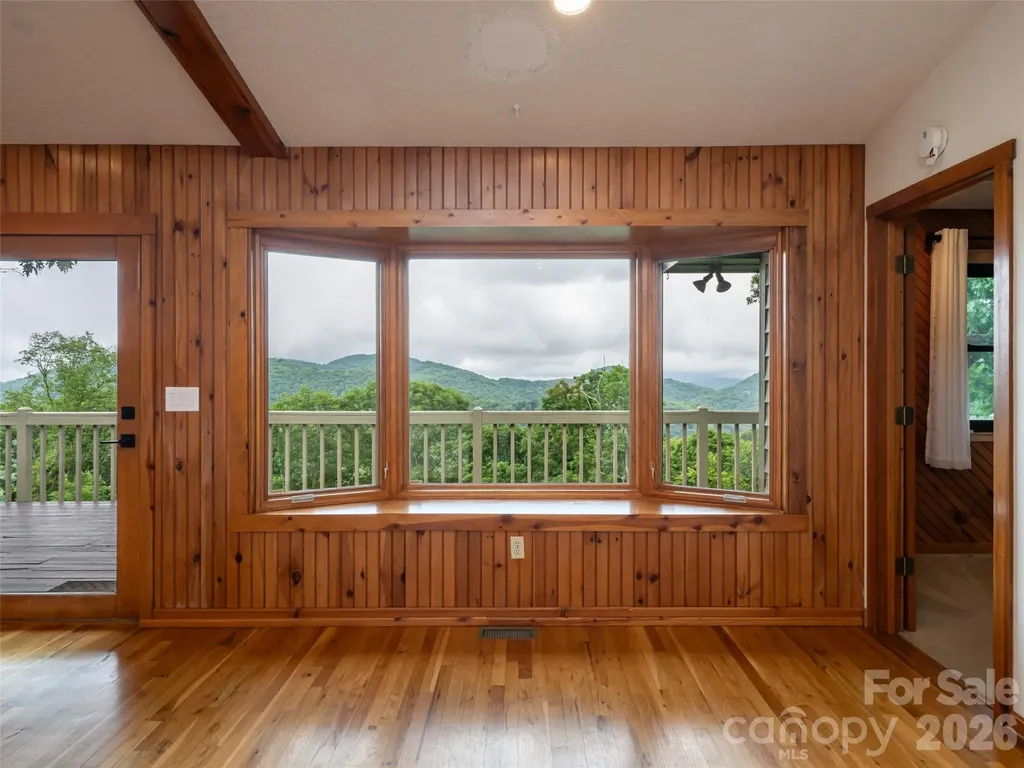 243 Pioneer Ridge Road Canton NC 28716
