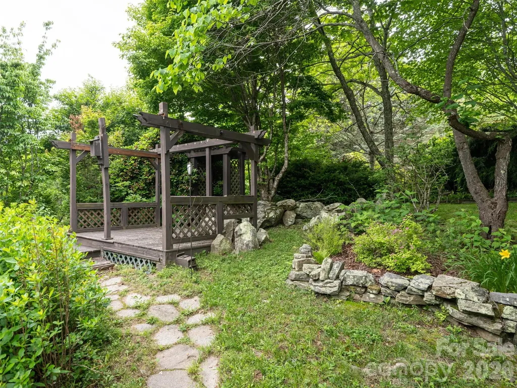 243 Pioneer Ridge Road Canton NC 28716