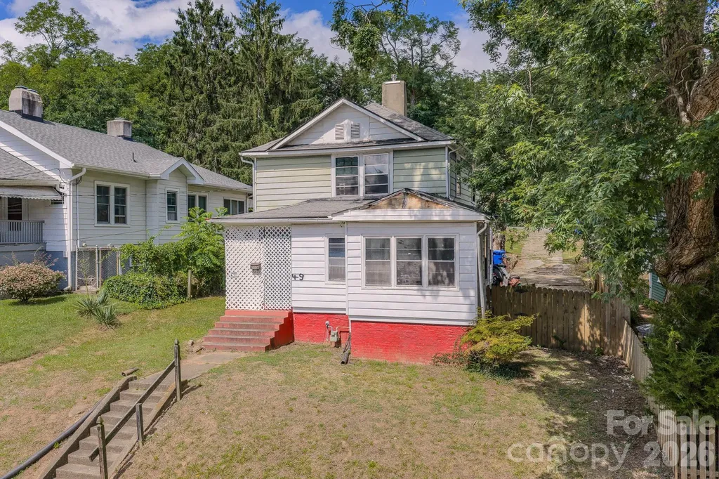 49 Madison Avenue Asheville NC 28801