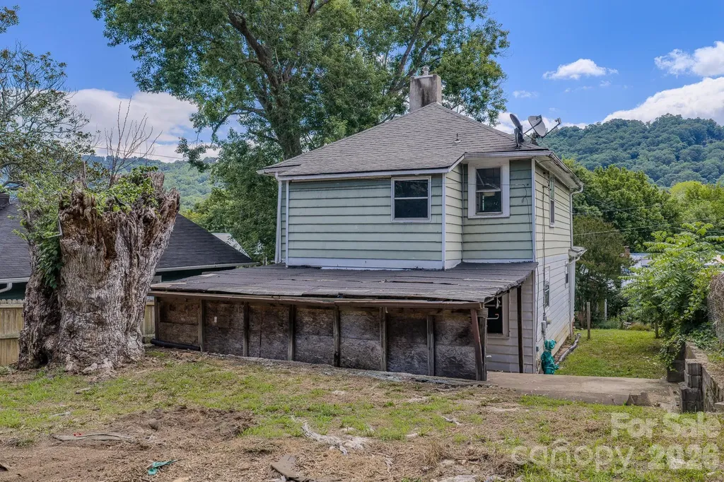 49 Madison Avenue Asheville NC 28801