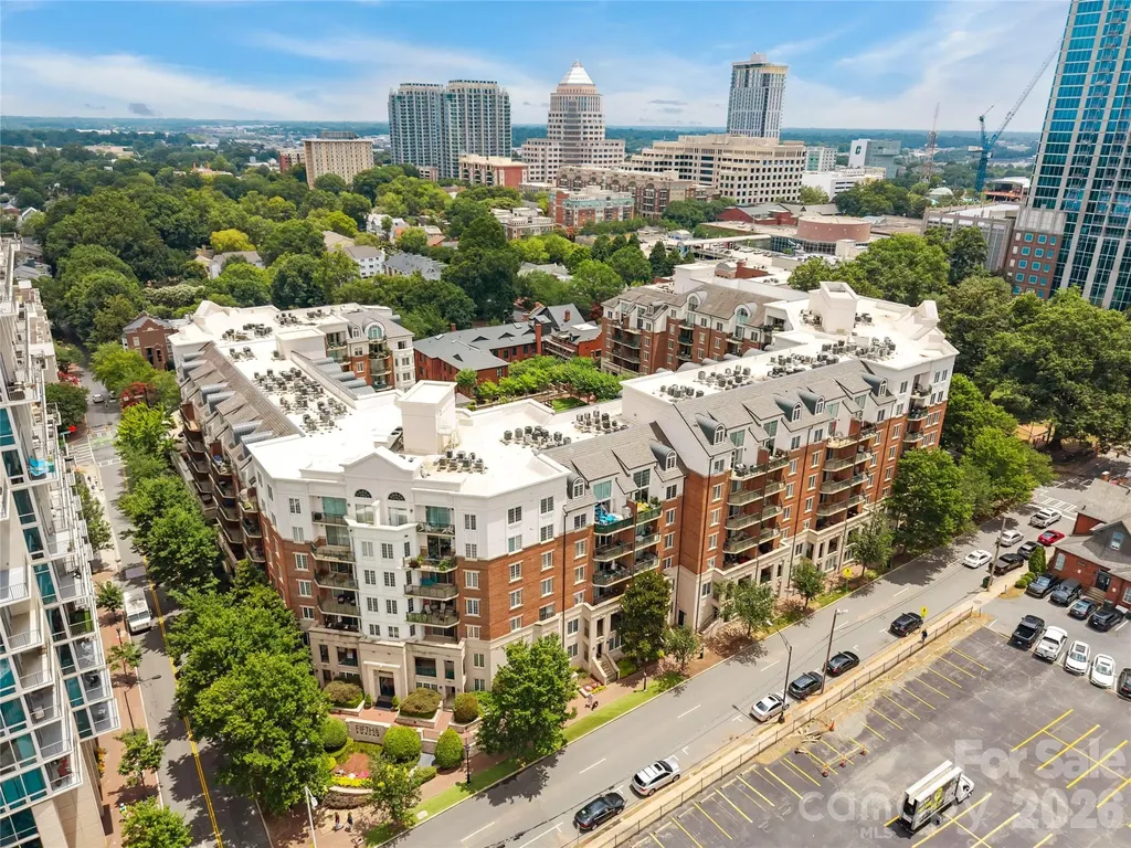300 W 5th Street Charlotte NC 28202