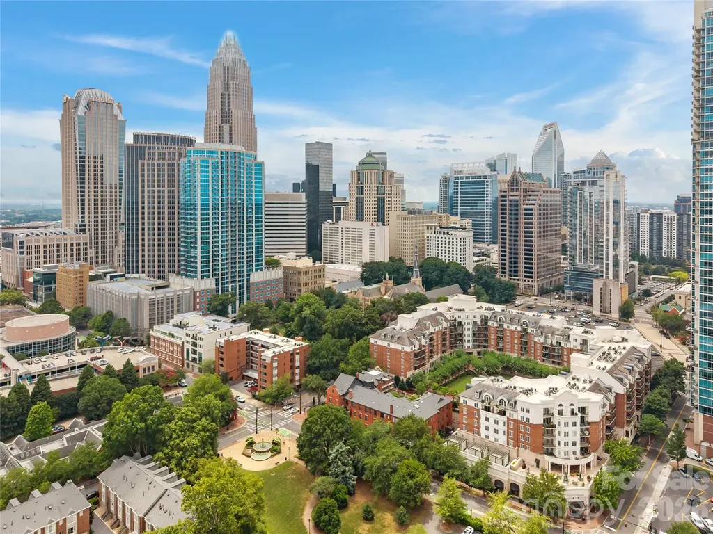 300 W 5th Street Charlotte NC 28202