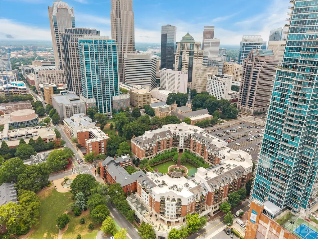 300 W 5th Street Charlotte NC 28202