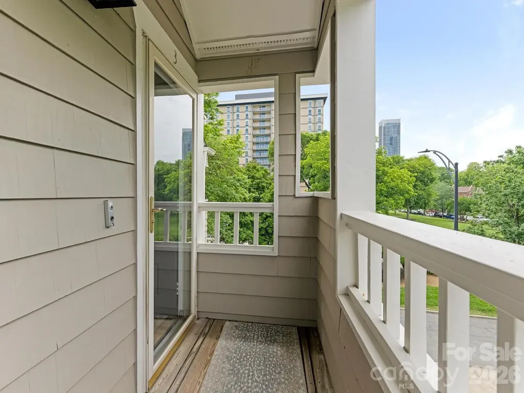 212 W 10th Street Charlotte NC 28202