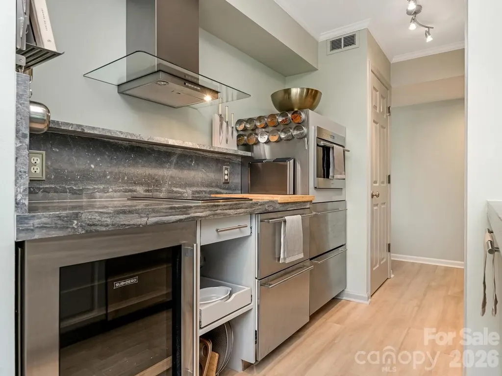 212 W 10th Street Charlotte NC 28202