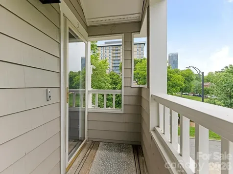 212 W 10th Street Charlotte NC 28202