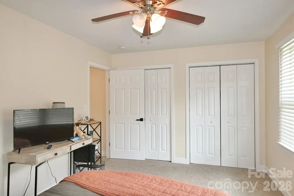 4220 Mae-len Drive Winston Salem NC 27107
